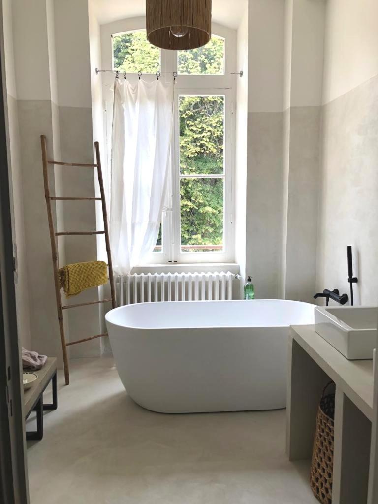 B&B Maison Felisa Sabran Extérieur photo